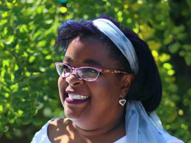 Tanita Davis headshot