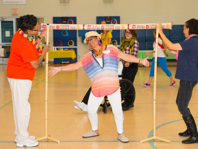 Seniors at Hawaiian Luau