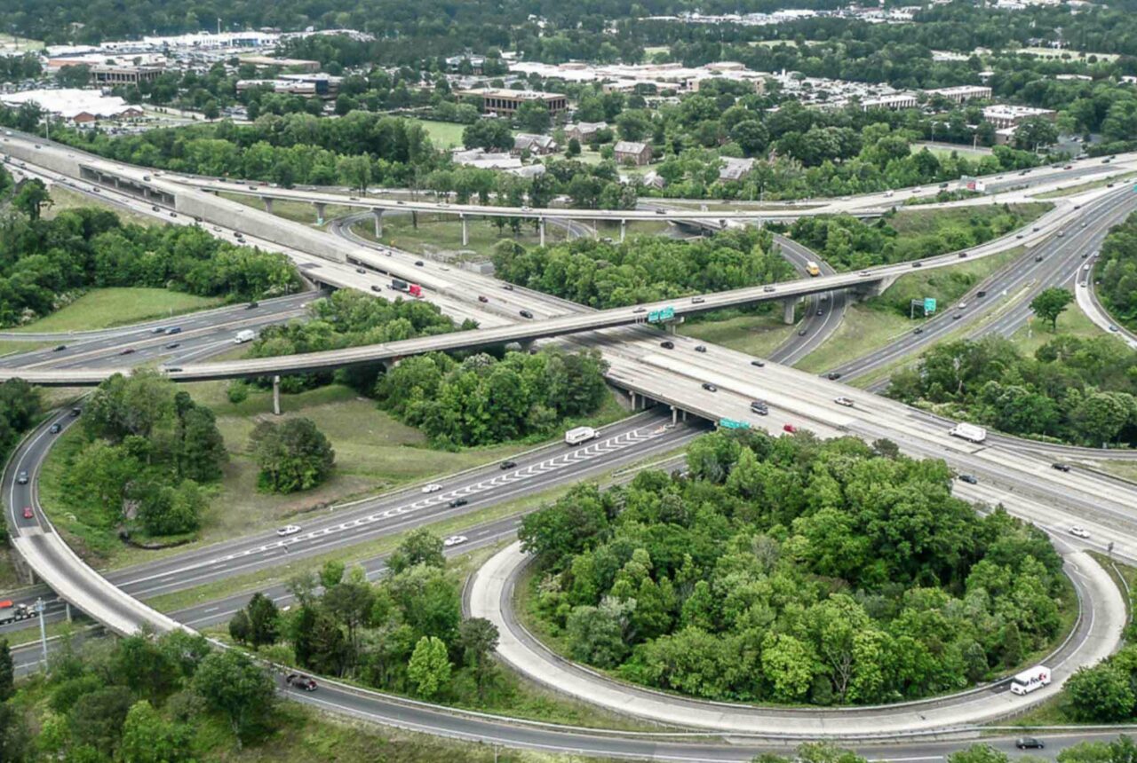 Transportation interestate aerial header