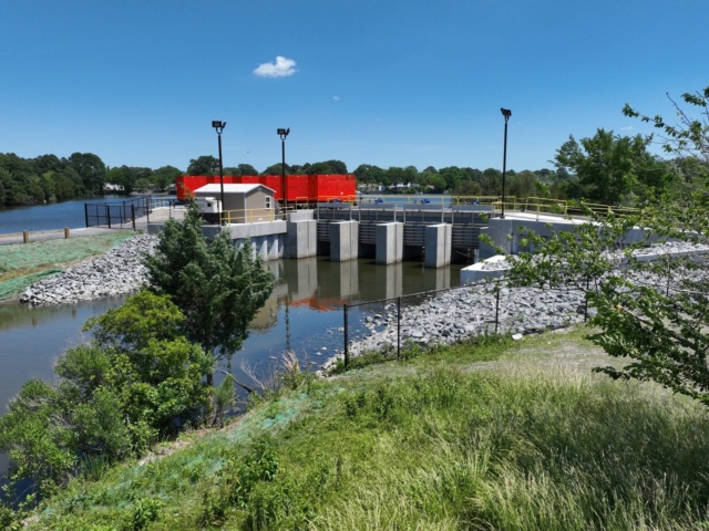 Windsor Woods tide gate from ground looking with tide gates open