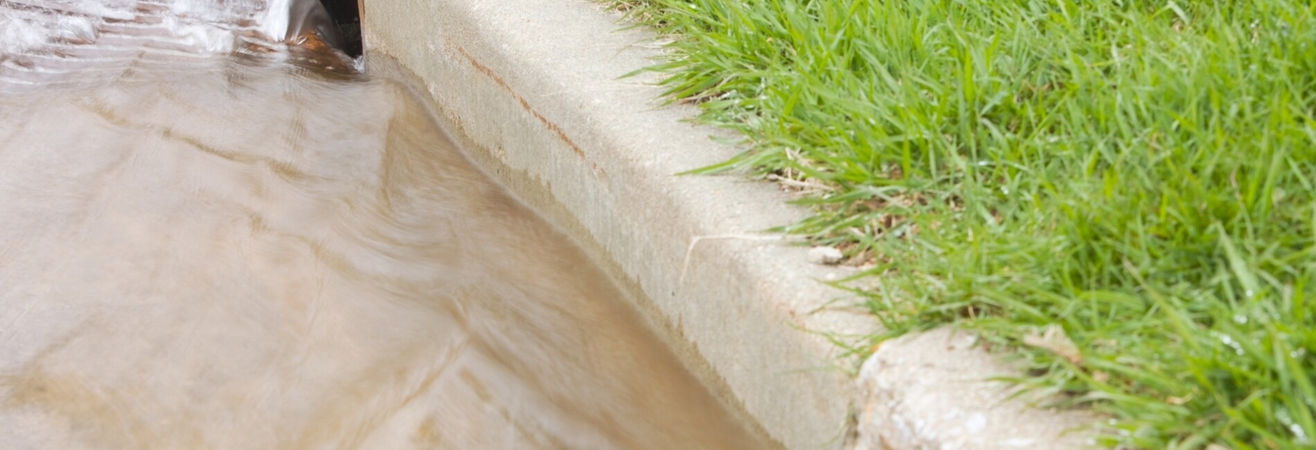 Curb with stormwater and drain
